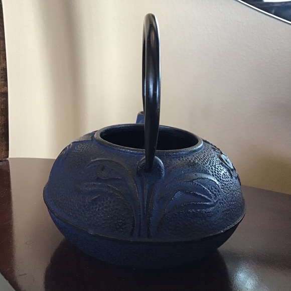 NEW Unity Tetsubin Cast Iron Blue Bamboo Teapot - Picture 3 of 7
